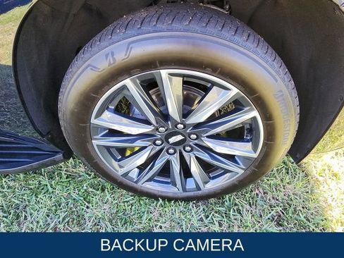 Used 2024 Cadillac Escalade ESV Sport Platinum w/ Heavy-Duty Trailer Package image 9