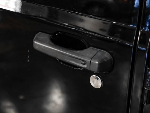 Used 2019 Jeep Wrangler Unlimited Rubicon AWD/4WD image 46