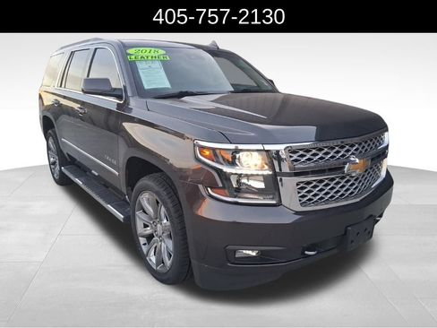 Used 2018 Chevrolet Tahoe LT w/ LT Signature Package image 2