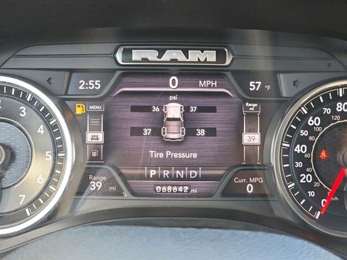 Used 2022 RAM 1500 Laramie image 21