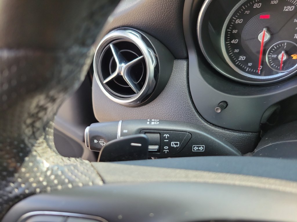 Used 2019 Mercedes-Benz GLA 250 image 31