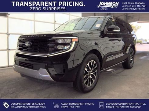 Used 2025 Ford Expedition Platinum AWD/4WD image 1