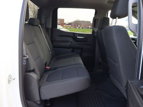 Used 2022 Chevrolet Silverado 1500 LT image 11