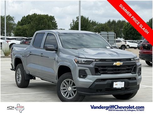 New 2026 Chevrolet Colorado LT w/ LT Convenience Package AWD/4WD image 2