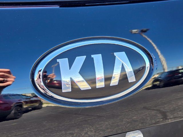 Used 2019 Kia Sorento AWD V6 w/ LX V6 Convenience Package image 17