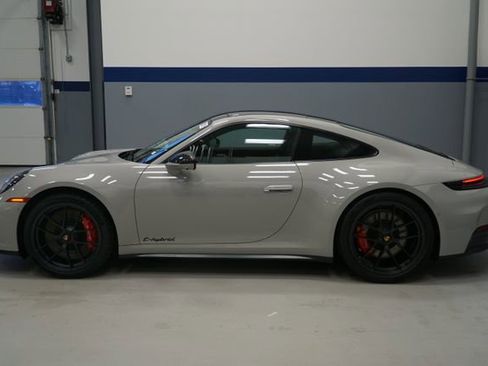 New 2026 Porsche 911 Carrera 4 GTS image 2