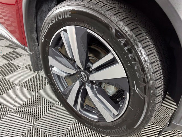Used 2023 Nissan Rogue SL w/ SL Premium Package FWD image 16