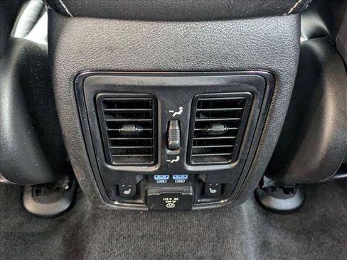 Used 2014 Jeep Grand Cherokee Limited RWD image 19