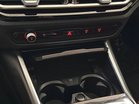 Used 2023 BMW i4 eDrive35 image 25