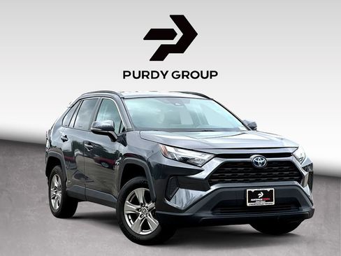 Used 2024 Toyota RAV4 XLE AWD/4WD image 1