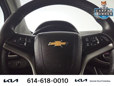 Used 2022 Chevrolet Trax LT w/ LT Convenience Package AWD/4WD image 22