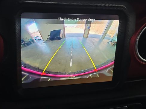 Used 2022 Jeep Wrangler Unlimited Rubicon w/ Xtreme Recon 35" Tire Package image 23