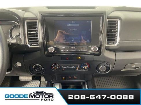 Used 2022 Nissan Frontier SV w/ Technology Package AWD/4WD image 16