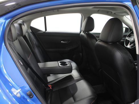 Used 2024 Nissan Sentra SR w/ SR Premium Package image 22