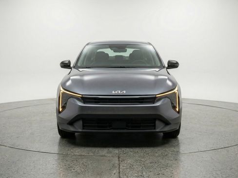 Used 2025 Kia K4 FWD image 2