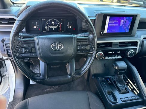 Used 2024 Toyota Tacoma SR image 16