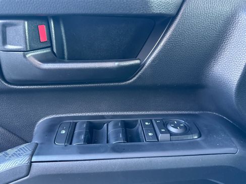 New 2026 Toyota Tacoma SR image 11