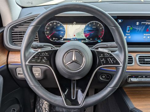 Certified 2025 Mercedes-Benz GLE 350 4MATIC image 19
