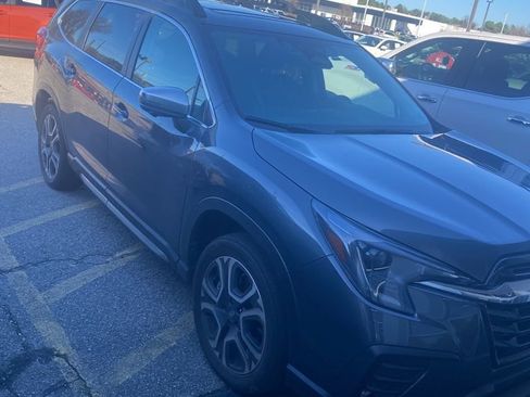 Used 2023 Subaru Ascent Limited w/ Technology Package image 2