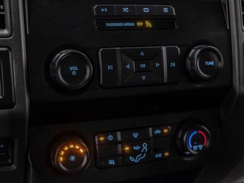 Used 2021 Ford F250 XL w/ Power Equipment Group image 25