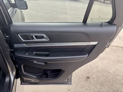 Used 2017 Ford Explorer Sport w/ Equipment Group 401A image 32