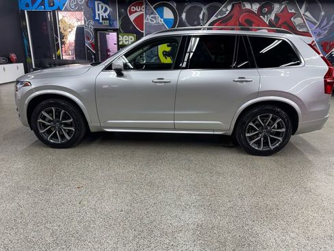 Used 2016 Volvo XC90 T6 Momentum w/ Momentum Plus Package image 2