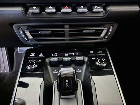 Used 2021 Porsche 911 Turbo S AWD/4WD image 20