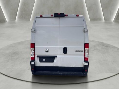 Used 2024 RAM ProMaster 2500 w/ Convenience Group FWD image 6