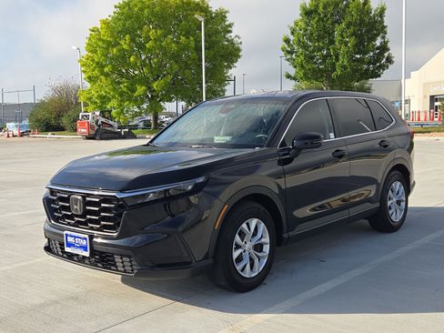 Used 2024 Honda CR-V LX image 8