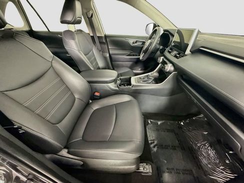 Certified 2024 Toyota RAV4 XLE Premium AWD/4WD image 29