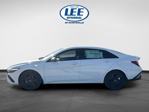 New 2026 Hyundai Elantra Sport FWD image 6