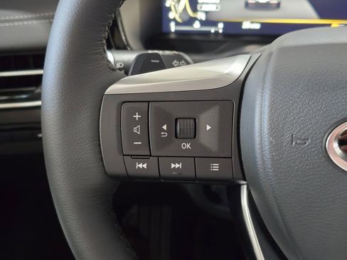 Certified 2026 INFINITI QX60 Luxe w/ Family Package image 19