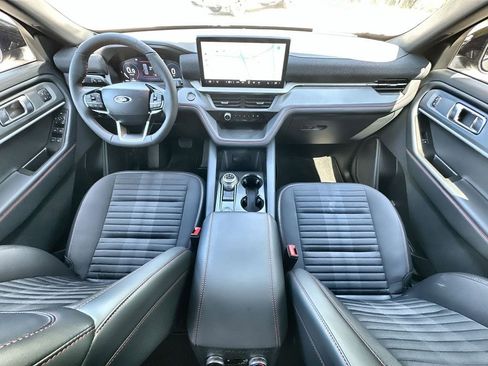 Used 2026 Ford Explorer ST-Line w/ ST-Line Street Pack RWD image 20