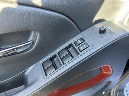 Used 2025 Nissan Frontier PRO-4X w/ Pro Premium Package image 13