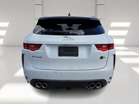 Used 2020 Jaguar F-PACE SVR image 5