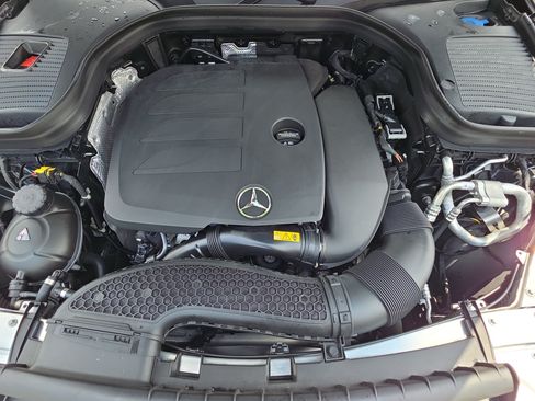 Used 2022 Mercedes-Benz GLC 300 image 31