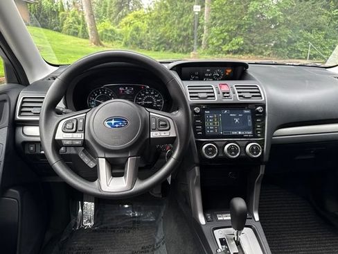 Used 2018 Subaru Forester 2.5i Premium AWD/4WD image 14