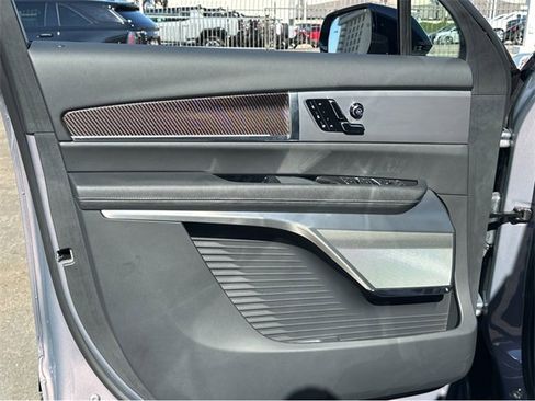 New 2026 Cadillac Vistiq Luxury image 23