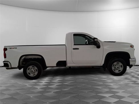 Used 2025 Chevrolet Silverado 2500 W/T w/ WT Convenience Package image 2
