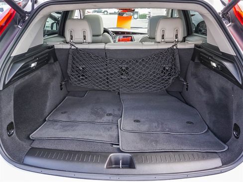 Used 2023 Cadillac XT4 Luxury w/ Cold Weather Package image 24