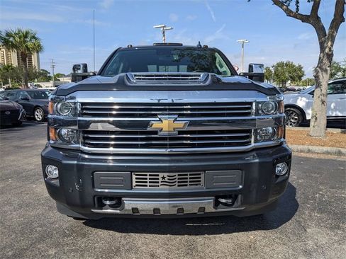 Used 2017 Chevrolet Silverado 3500 High Country w/ Duramax Plus Package image 7