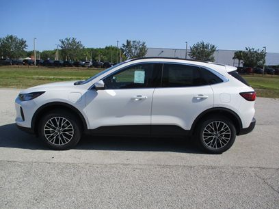 New 2025 Ford Escape SE