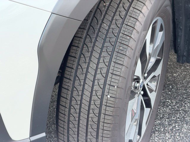 Certified 2025 Subaru Outback Touring XT AWD/4WD image 9