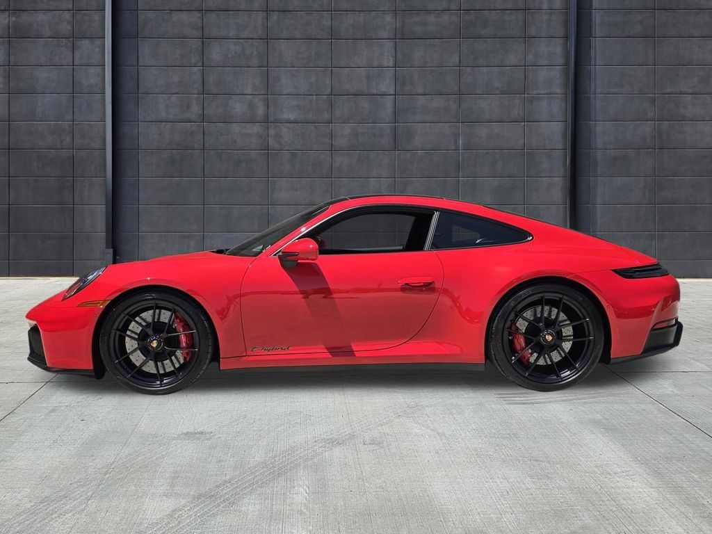 Used 2026 Porsche 911 Carrera GTS RWD image 2