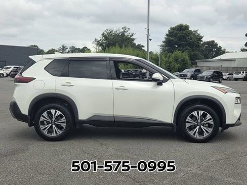 Used 2021 Nissan Rogue SV FWD image 6
