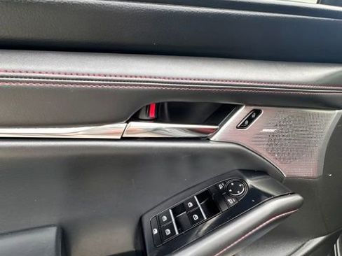 Used 2023 MAZDA MAZDA3 s image 21