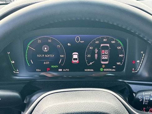 Used 2024 Honda Accord Sport image 11