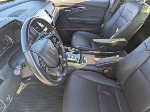Used 2021 Honda Pilot Black Edition image 23
