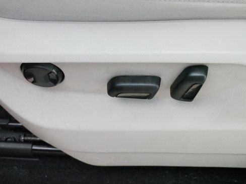 Used 2018 Volkswagen Atlas SE AWD/4WD image 20