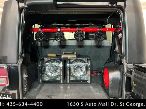Used 2008 Jeep Wrangler Unlimited Rubicon w/ Dual Top Group AWD/4WD image 22